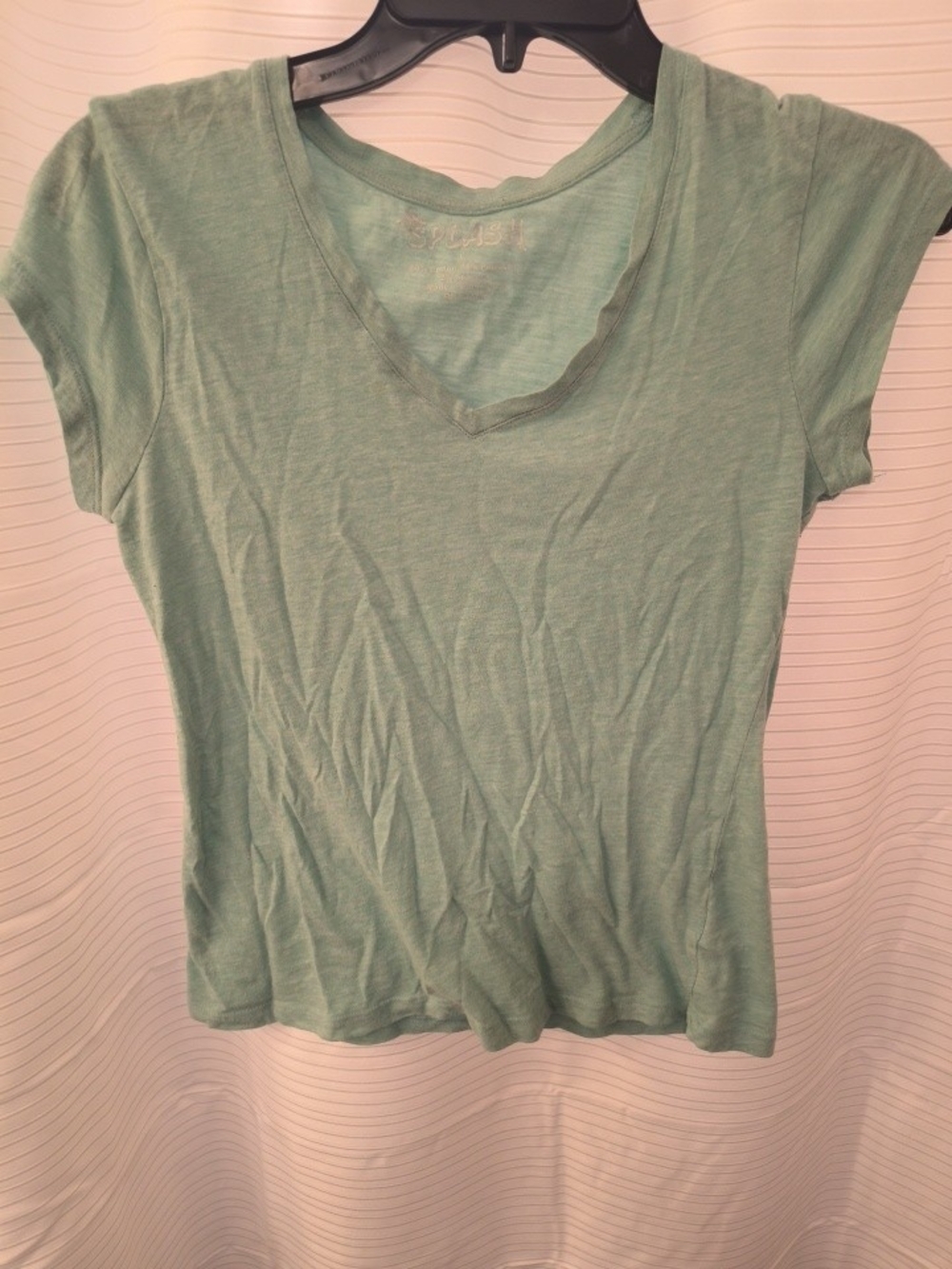 Splash Seafoam Green V-Neck Short Sleeve Tee